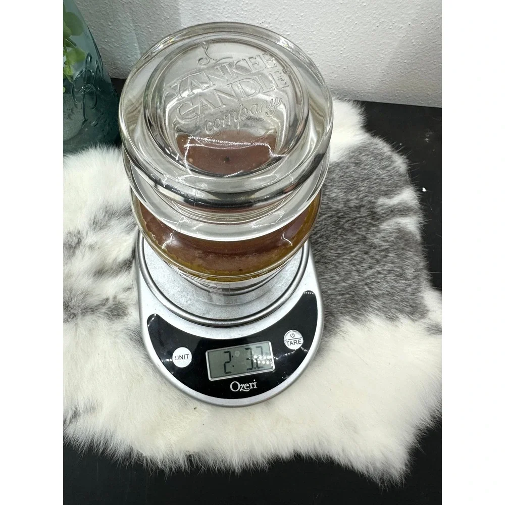 Yankee Candle‎ Baking kitchen 22 oz glass jar container sweet holiday partial